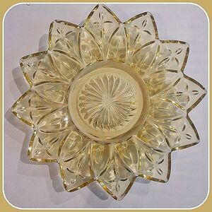 #Vintage #Federal Glass Plate 6.5" #Amber Yellow Sungold Flower Petal Candy Dish